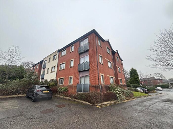 1 Bedroom Apartment To Rent In Schofield Close, Milnrow, Rochdale, OL16