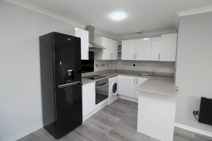 1 Bedroom Flat To Rent In Harrison Way, Cardiff Bay, Cardiff CF11