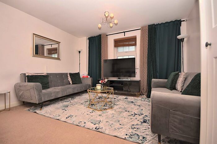 2 Bedroom Apartment To Rent In Proclamation Avenue, Rothwell, Kettering, NN14