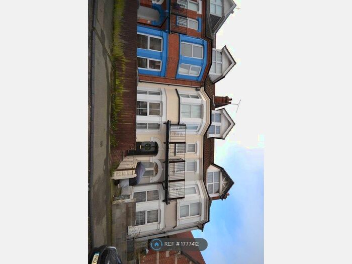 1 Bedroom Flat To Rent In Cavendish Road, Felixstowe, IP11