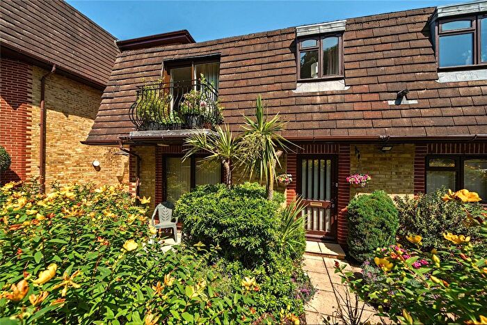 2 Bedroom Maisonette For Sale In Tudor Road, Beckenham, BR3