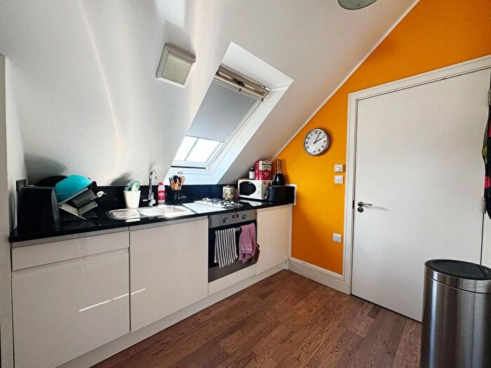 Studio To Rent In Churchfield Road, W3