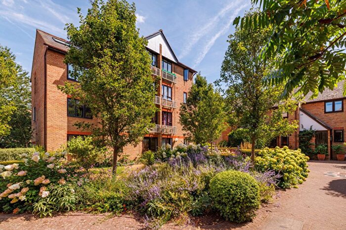 Studio For Sale In Dorney Court, Ranelagh Gardens, SW6