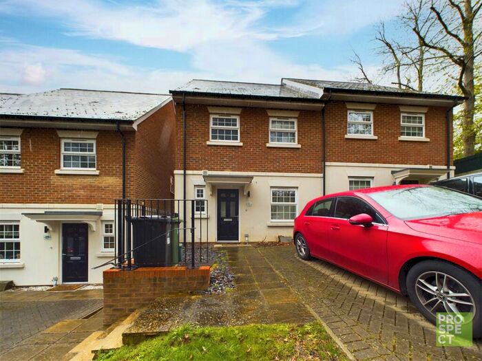 3 Bedroom Semi-Detached House To Rent In Hillside, Camberley, Surrey, GU15