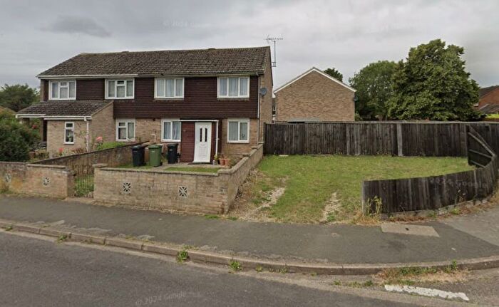 3 Bedroom Semi-Detached House For Sale In Fane Drive, Berinsfield, Wallingford, OX10