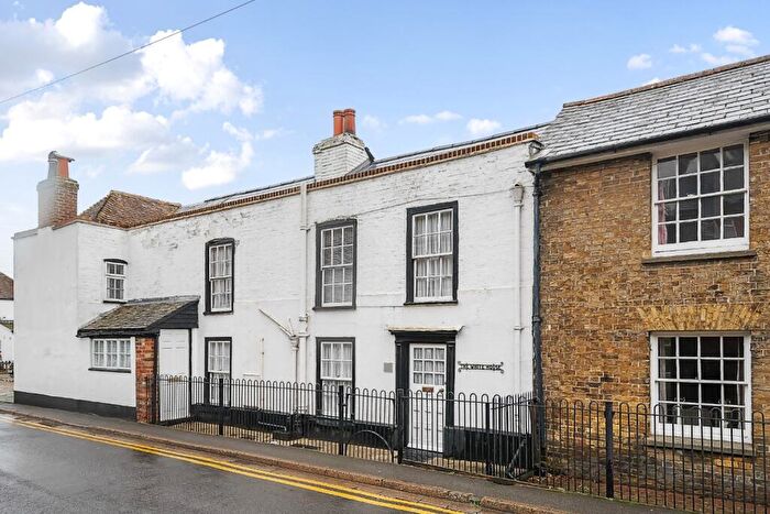 3 Bedroom Terraced House For Sale In Dover Road, Sandwich, CT13
