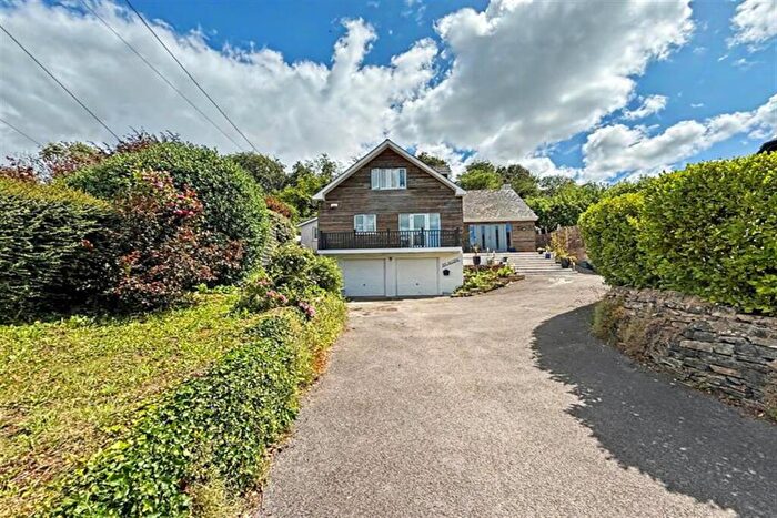 4 Bedroom Detached House For Sale In Winterborne Stickland, DT11