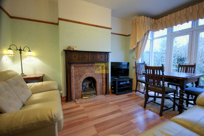 4 Bedroom Semi-Detached House To Rent In Bournbrook Road, Selly Oak - Student Property, B29