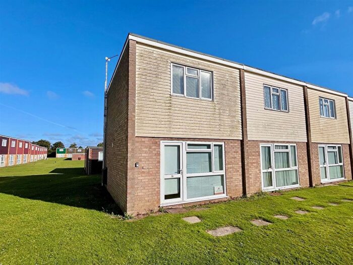 2 Bedroom Chalet For Sale In Newport Road, Hemsby, NR29