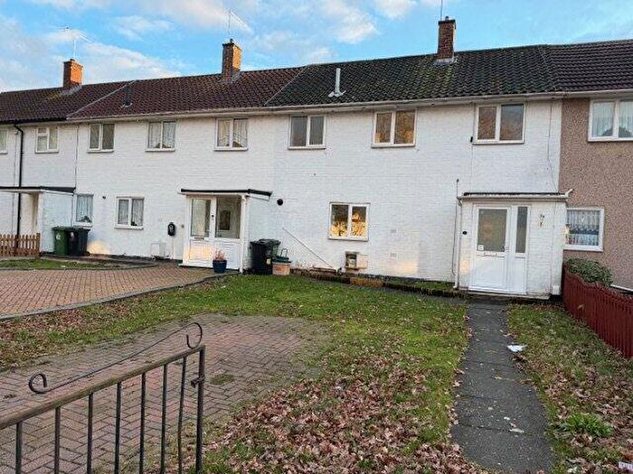 3 Bedroom Terraced House To Rent In Kirby Road, Basildon, SS14