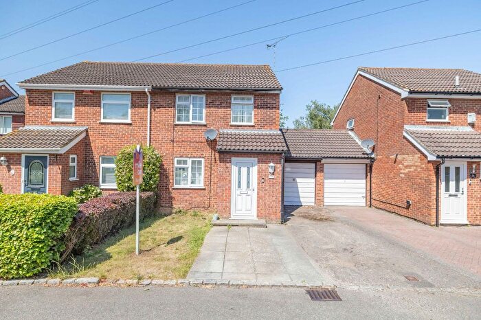 3 Bedroom Semi-Detached House For Sale In Huntswood, Ashford, Kent, TN23