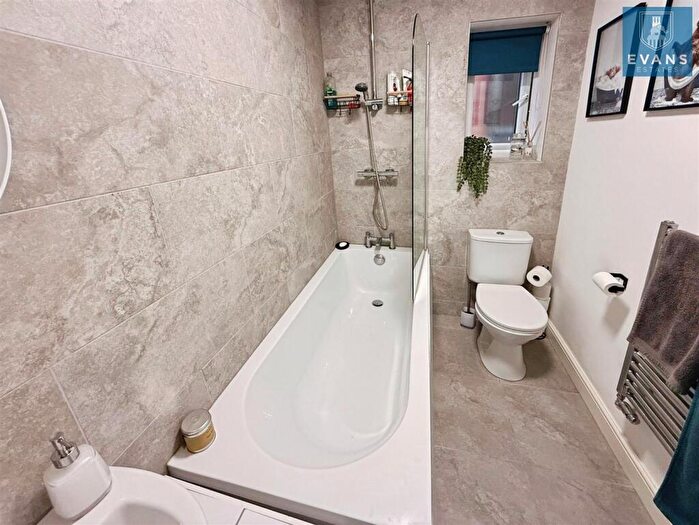 2 Bedroom Semi-Detached House For Sale In Marra Close, Keresley End, Coventry, CV7