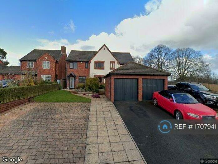 2 Bedroom Semi-Detached House To Rent In Copperfield Villas, Exeter, EX2