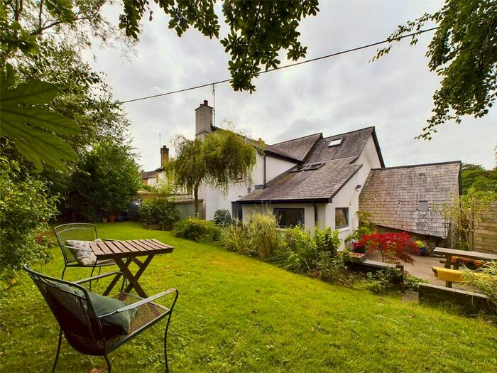 5 Bedroom Semi-Detached House For Sale In Shebbear, Beaworthy, EX21