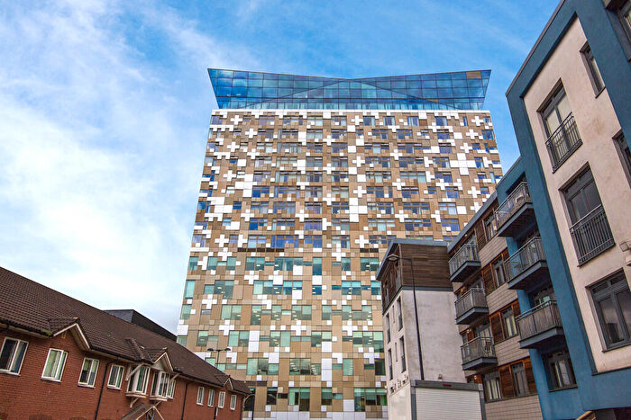 1 Bedroom Apartment To Rent In The Cube, Wharfside Street, Birmingham, B1
