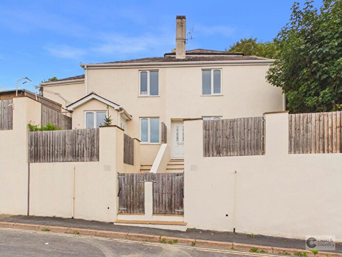 2 Bedroom End Terrace House For Sale In Old Exeter Road, Newton Abbot, TQ12