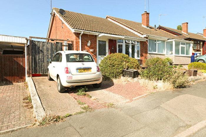 2 Bedroom Bungalow For Sale In Cavendish Close, Barton Seagrave, Kettering, NN15
