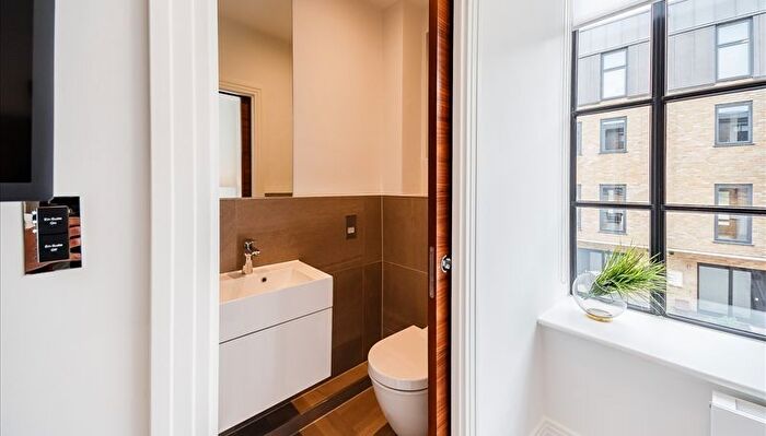 2 Bedroom Flat To Rent In Palace Wharf, Rainville Road, London, W6