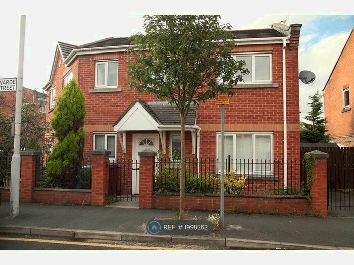 3 Bedroom Semi-Detached House To Rent In Warde Street, Manchester, M15