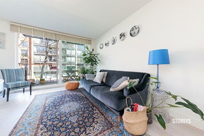 2 Bedroom Apartment To Rent In Orsman Road, De Beauvoir, London, N1