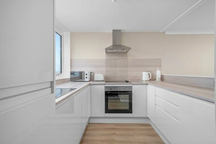 1 Bedroom Flat To Rent In Vesage Court, Leather Lane, London, EC1N