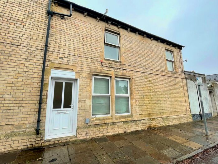 1 Bedroom Flat To Rent In Clare Street, Cardiff, CF11