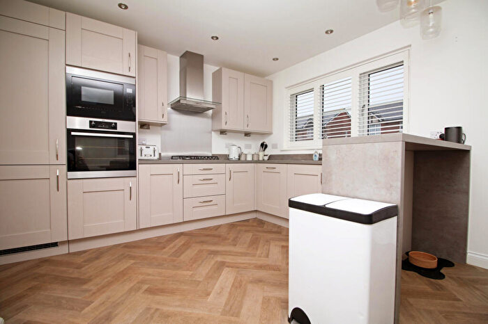 4 Bedroom Detached House For Sale In Nave Close, Warton, PR4