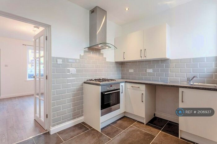 2 Bedroom Terraced House To Rent In Diamond Place, Harrogate, HG1