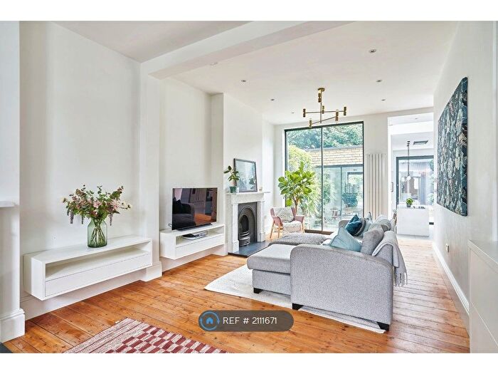 4 Bedroom Terraced House To Rent In Montpelier Road, London, SE15