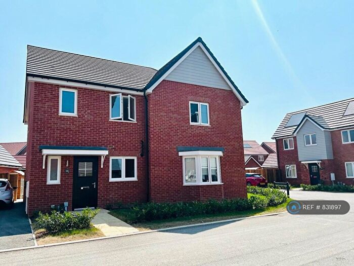 2 Bedroom Semi-Detached House To Rent In Fielding Way, Stevenage, SG1