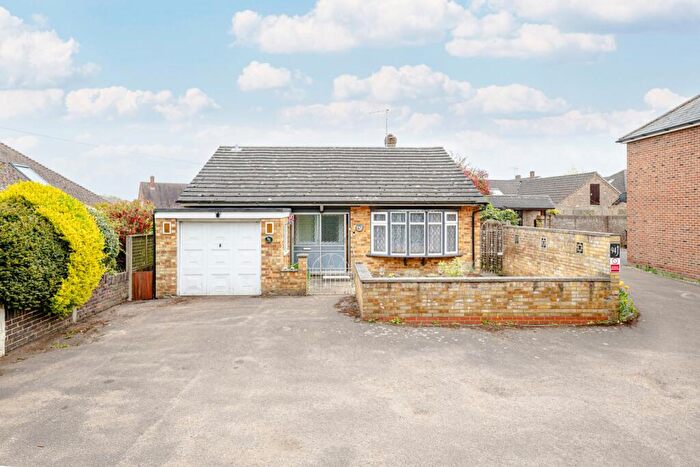 2 Bedroom Bungalow For Sale In Cambridge Road, Stansted, Essex, CM24