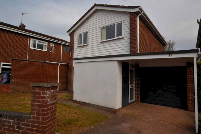 3 Bedroom Detached House To Rent In Brookfield Gardens, Alphington, Exeter, EX2