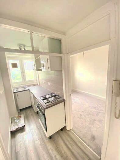 2 Bedroom Flat To Rent In Banister House, Homerton High Street, Hackney Central, Clapton, London, E9