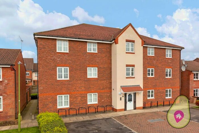1 Bedroom Flat To Rent In Cromdale Walk, Stevenage, Hertfordshire, SG1