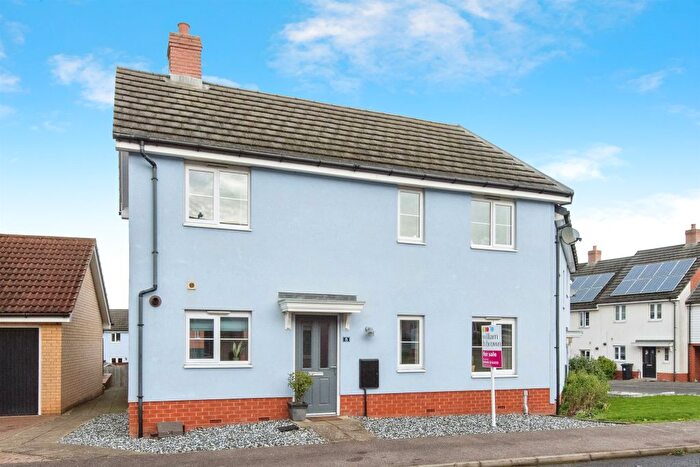 2 Bedroom End Of Terrace House For Sale In Buzzard Rise, Stowmarket, IP14