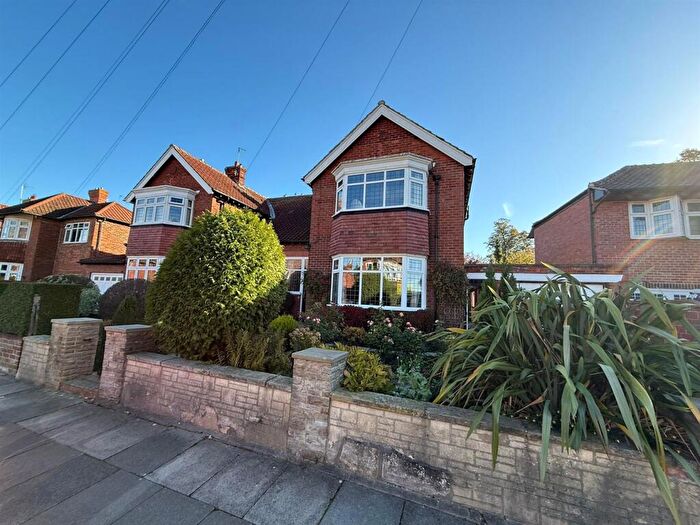 3 Bedroom Semi-Detached House For Sale In Flora Avenue, Darlington, DL3