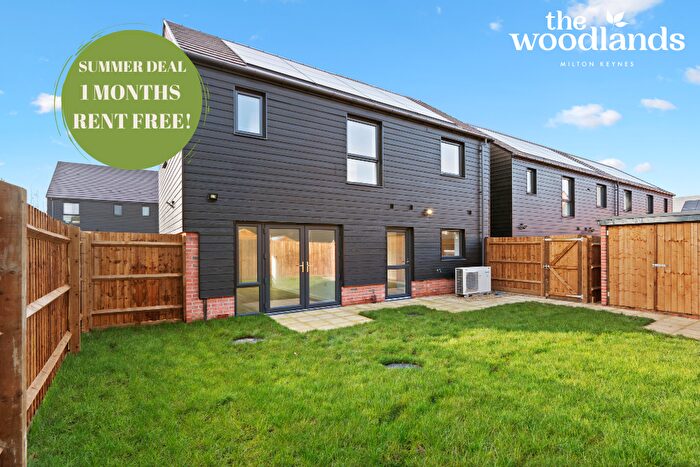 3 Bedroom End Of Terrace House To Rent In *Includes One Month Rent Free!*Eredine Crescent, Milton Keynes, Buckinghamshire, MK5