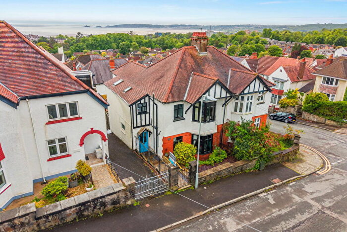 3 Bedroom Semi-Detached House For Sale In Pinewood Road, Uplands, Swansea, SA2