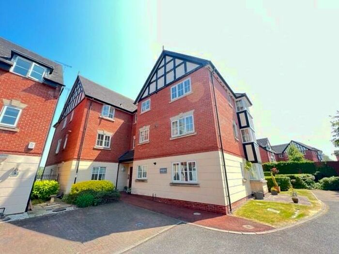 2 Bedroom Flat To Rent In Marine Approach, Northwich, CW8