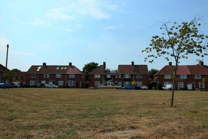 2 Bedroom Terraced House To Rent In Whitby Gardens, Sutton, SM1