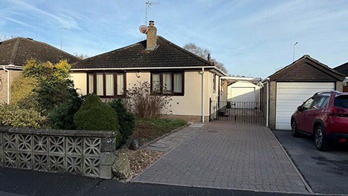2 Bedroom Detached Bungalow To Rent In Beechmount Close, Weston-super-Mare, BS24
