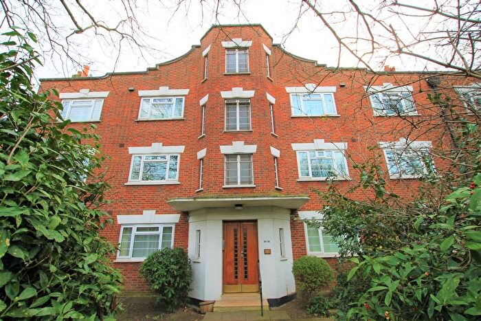 1 Bedroom Flat For Sale In Bushey Road, Raynes Park, London, SW20