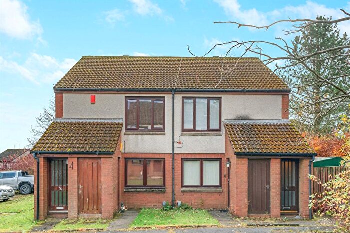 1 Bedroom Flat For Sale In Corbie Place, Milngavie, East Dunbartonshire, G62