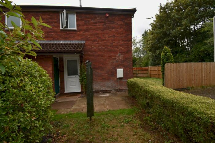 2 Bedroom Property To Rent In Marsh Close, Plymouth, PL6