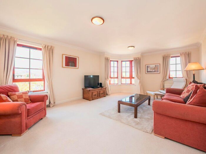 2 Bedroom Flat To Rent In Orchard Brae Avenue, Edinburgh, EH4