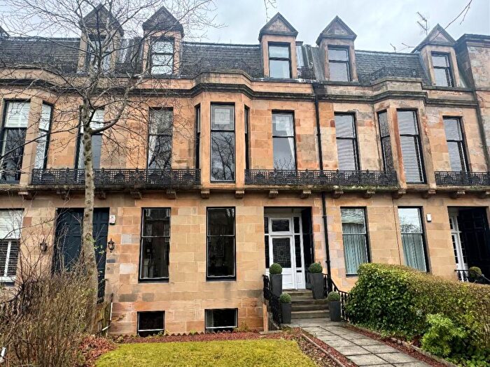 2 Bedroom Apartment To Rent In First Floor Flat, Beaconsfield Road, Glasgow, G12