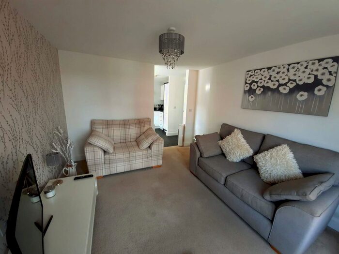 2 Bedroom Flat To Rent In Rudding Court, Scampston Drive, East Ardsley, Wakefield, WF3