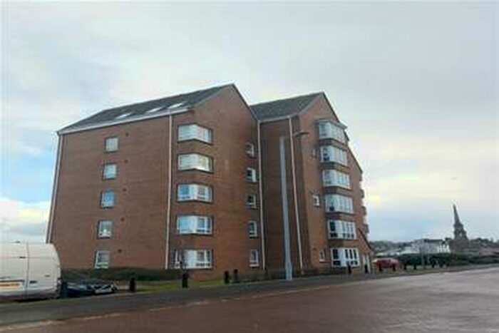 2 Bedroom Flat To Rent In Buchan Court, Ayr, KA7