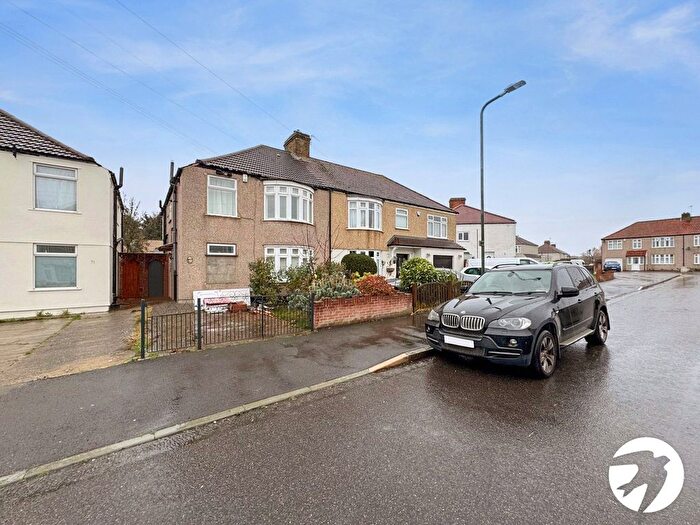 4 Bedroom Semi Detached House To Rent In Tidford Road, Welling, DA16