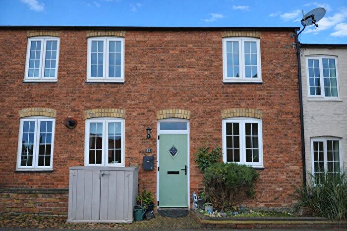 2 Bedroom Cottage For Sale In West Street, Stanwick, Northamptonshire, NN9